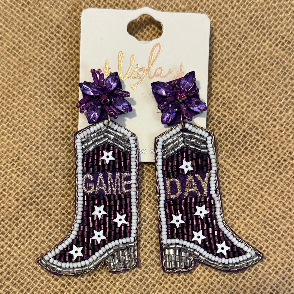 🌻 Viola Purple and Silver Beaded Game Day Cowgirl Boot Dangle Earrings